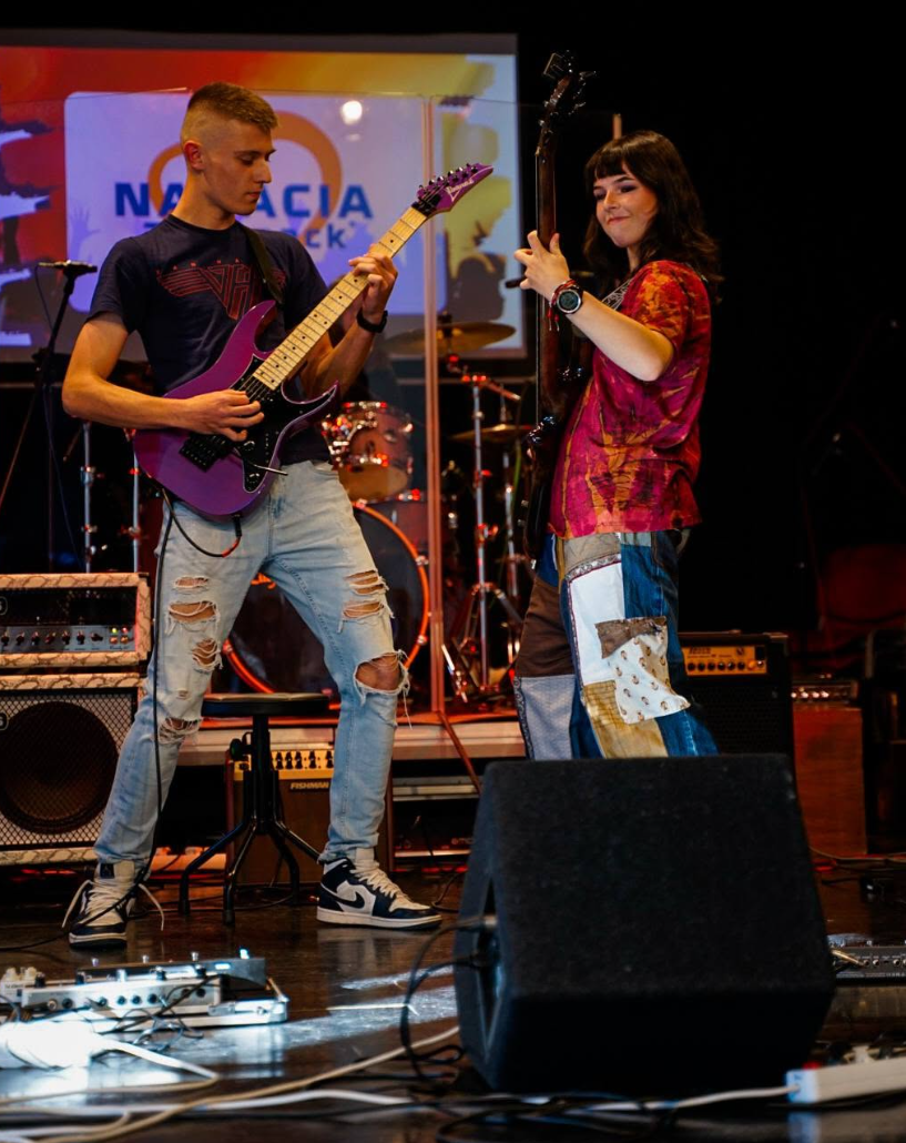 BackInTrack - Gitara a basa v duete